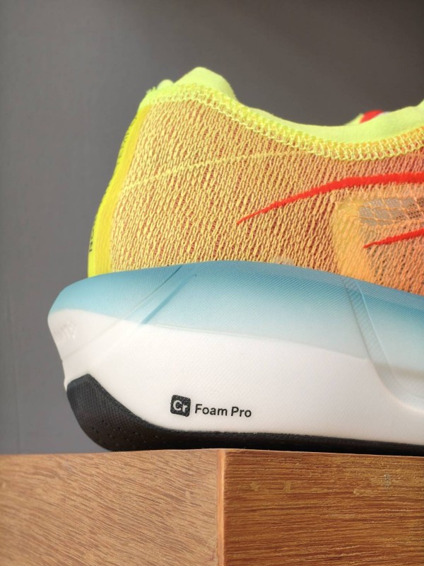 โฟม Cr Foam Pro ผสม PEBA ของ Craft Nordlite Tempo